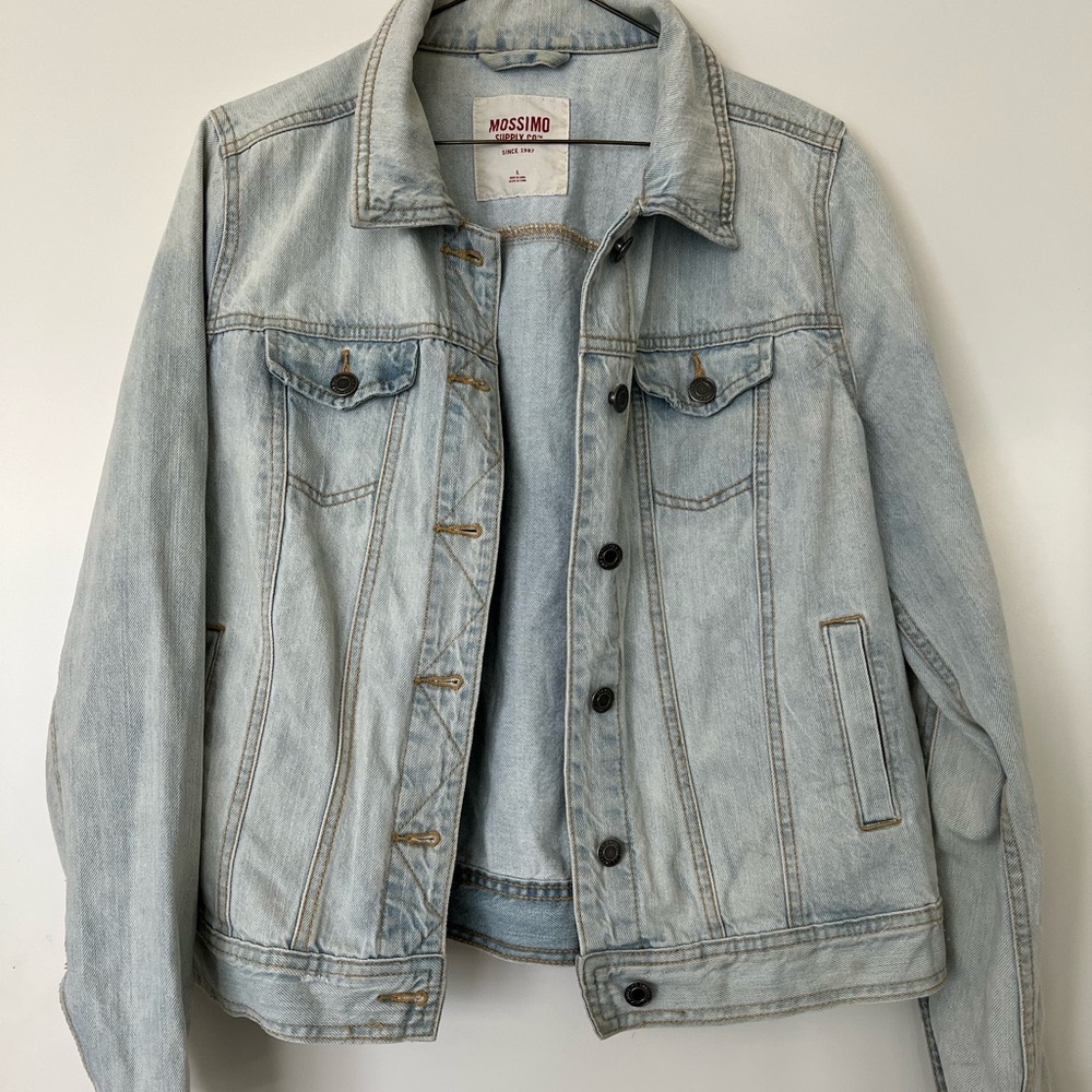 Light denim jacket in great condition!